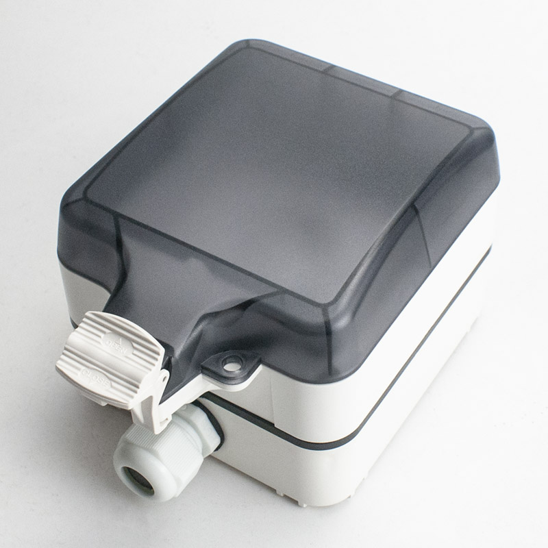 Avoir زيجبي تويا IP66 في الهوا - مراجعة Outdoor Power Outlet With Remote Control وسعره